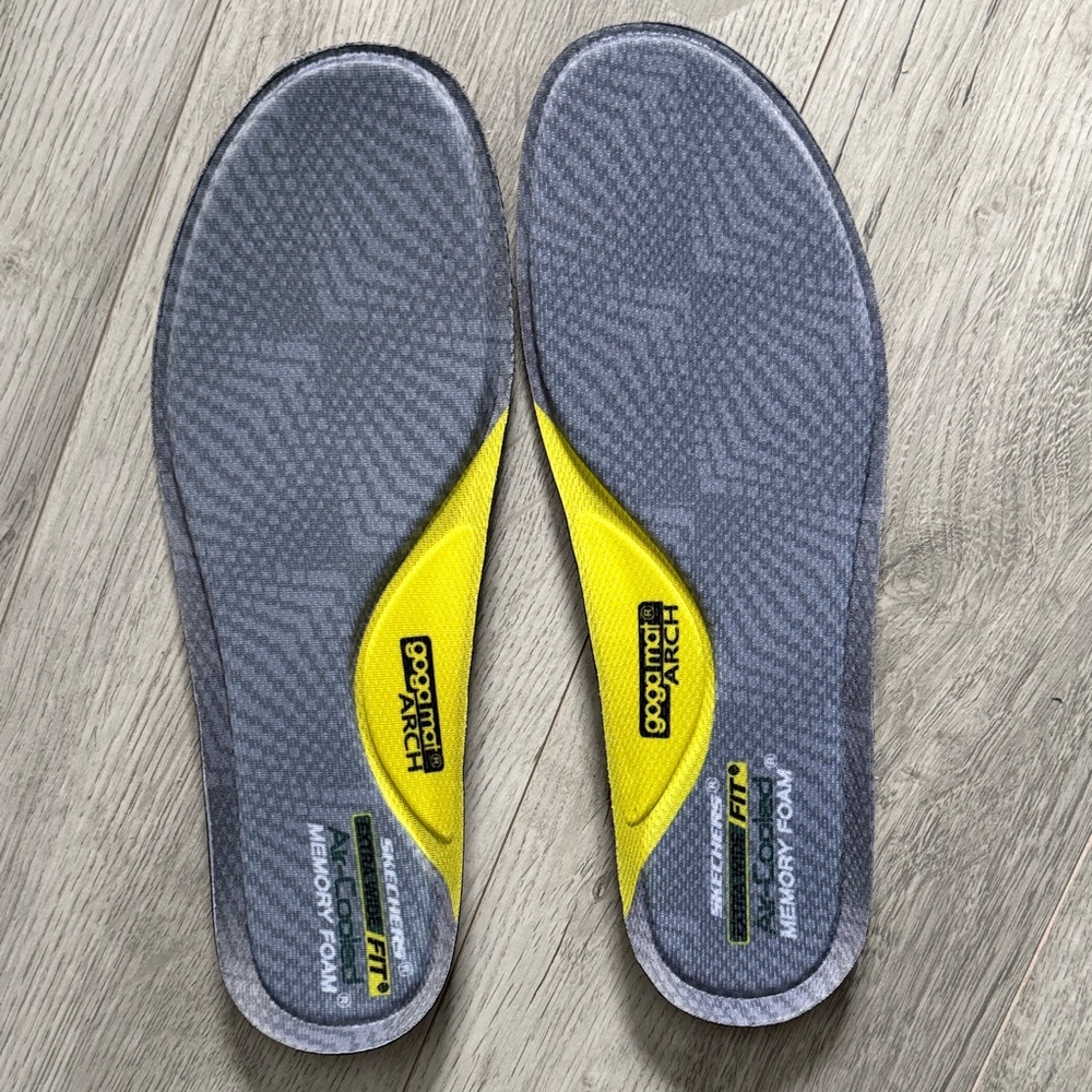 Skechers extra wide fit air cooled memory foam gigs mat arch insoles size 9 new